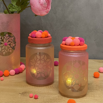 Pompons Set ca.80 Stk, Pink-Orange